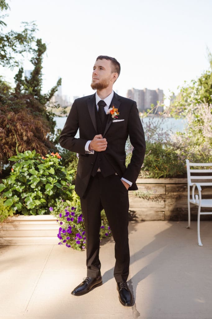 giando-on-the-water-brooklyn-nyc-wedding-photos-by-suess-moments-miranda-suess-photographer-new-jersey