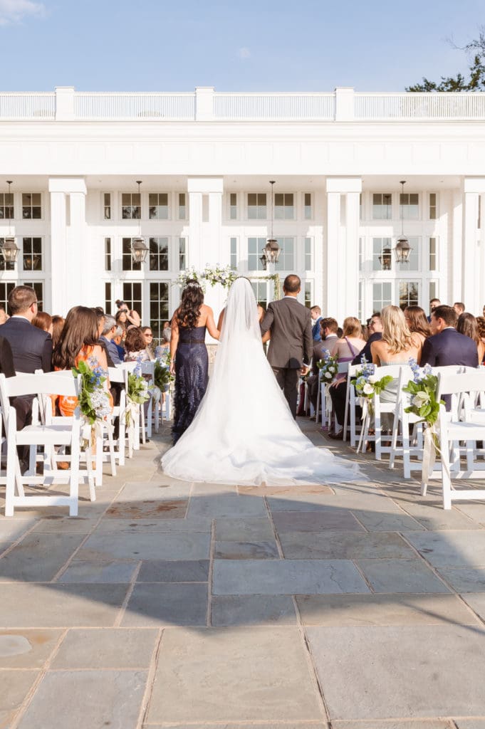 outdoor-wedding-ceremony-the-ryland-inn-nj-wedding-photos-by-suess-moments