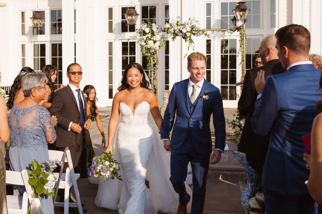 outdoor-wedding-ceremony-the-ryland-inn-nj-wedding-photos-by-suess-moments