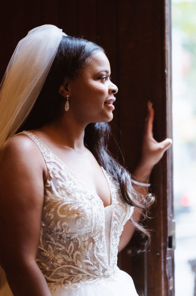 queens-of-all-saints-brooklyn-ny-wedding-photos-suess-moments