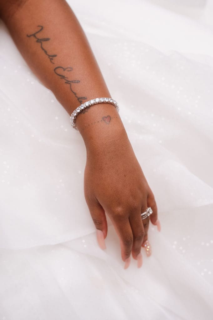 queens-of-all-saints-brooklyn-ny-wedding-photos-suess-moments