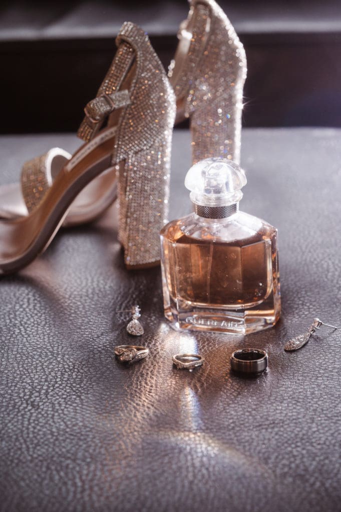 wedding-photos-on-nikon-85mm-lens-by-suess-moments-photography