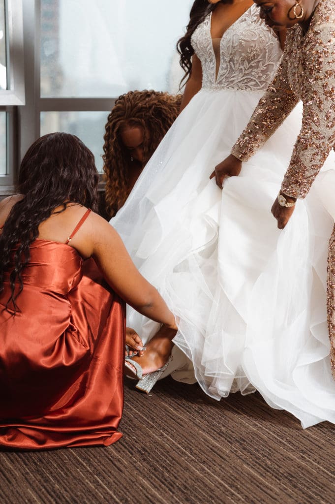 i-photographed-a-wedding-on-only-an-85mm-lens-suess-moments-photography