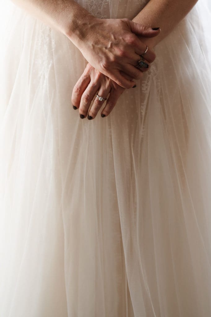 the-ace-hotel-downtown-brooklyn-wedding-bride-prep-photos-by-suess-moments-new-jersey