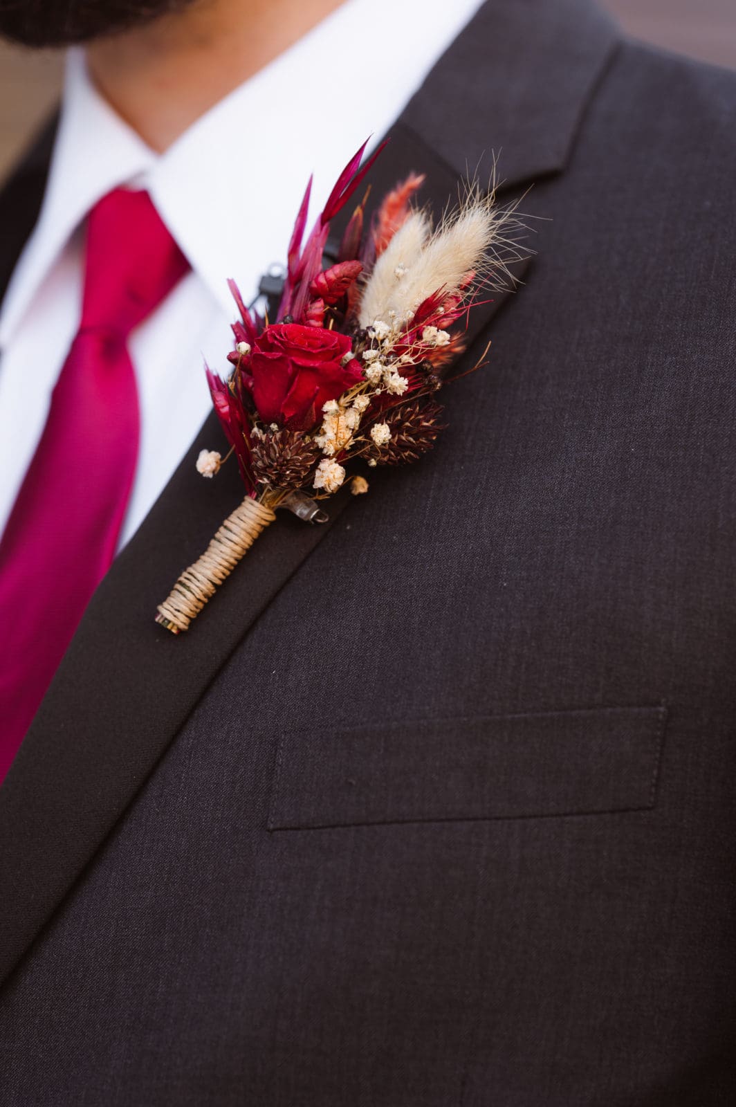 groom-prep-photos-by-suess-moments-wedding-nj