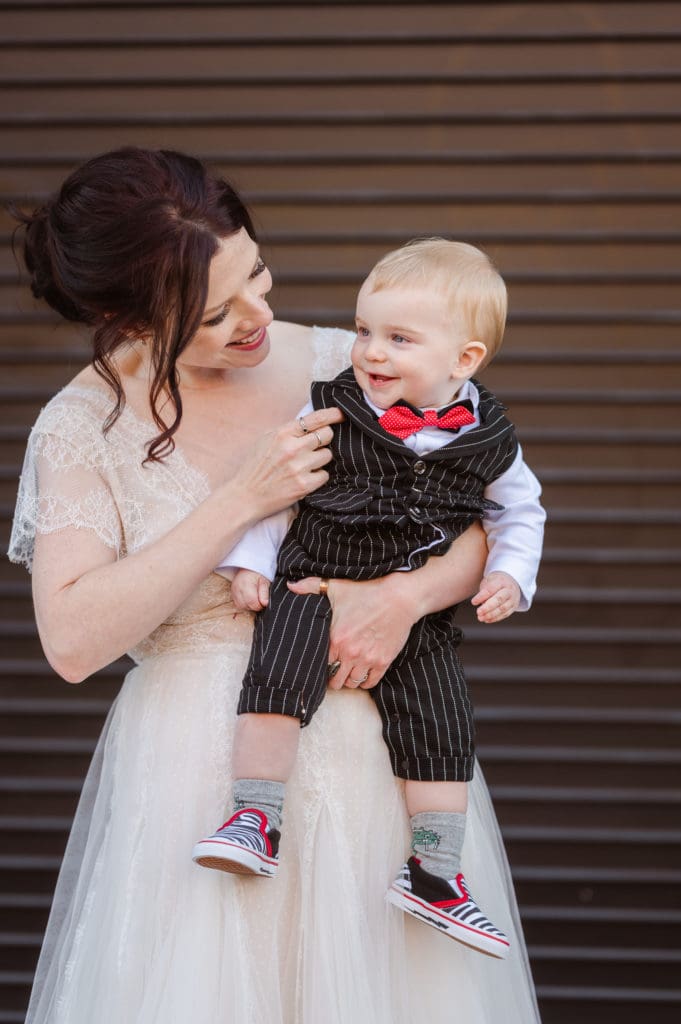the-bell-house-gowanus-brooklyn-wedding-photos-by-suess-moments-photographer-nyc-new-jersey