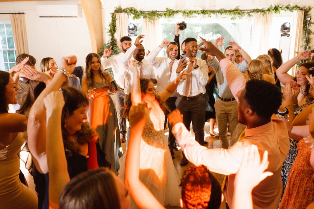 the-bates-house-new-york-summer-wedding-by-suess-moments