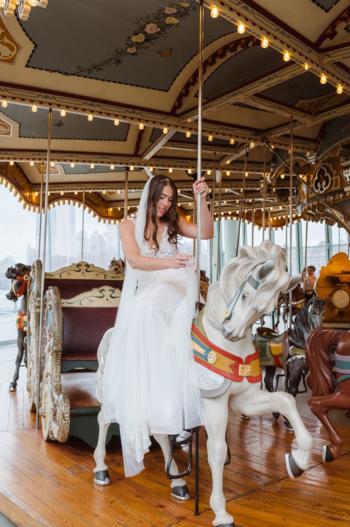 janes-carousel-wedding-photos-new-york-city-suess-moments