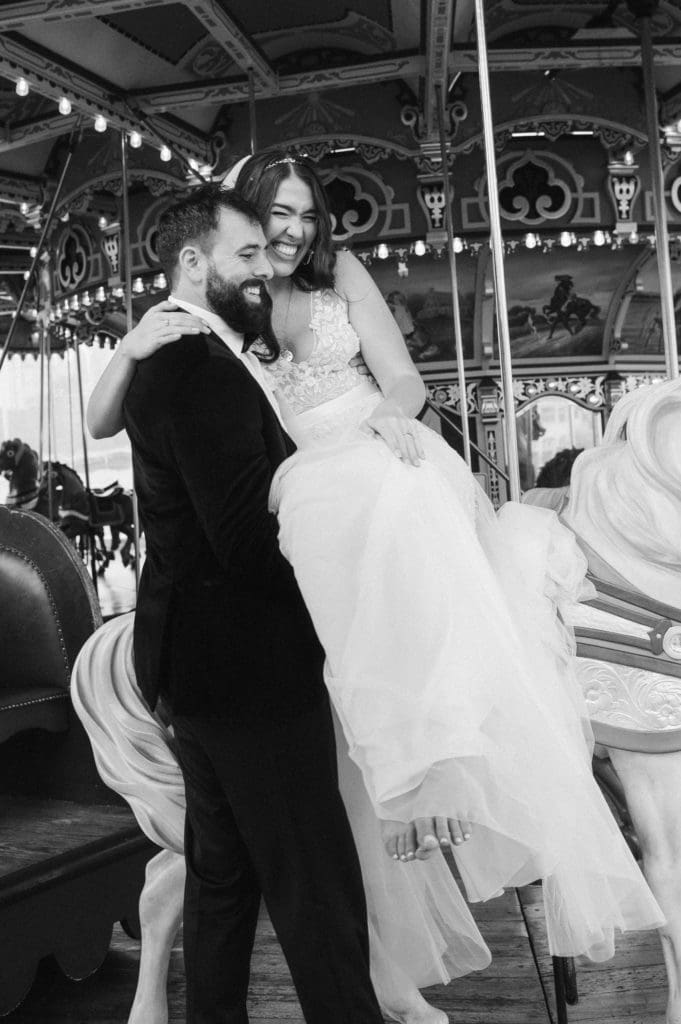 janes-carousel-wedding-photos-new-york-city-suess-moments