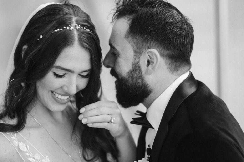 a-rainy-wedding-day-at-new-york-city-dumbo-brooklyn-by-suess-moments