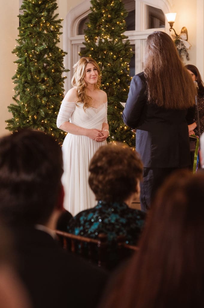 wedding-ceremony-winter-wedding-whitby-castle-suess-moments-wedding-photographer