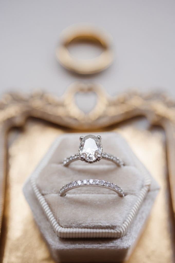 whitby-castle-wedding-photo-suess-moments-weddings