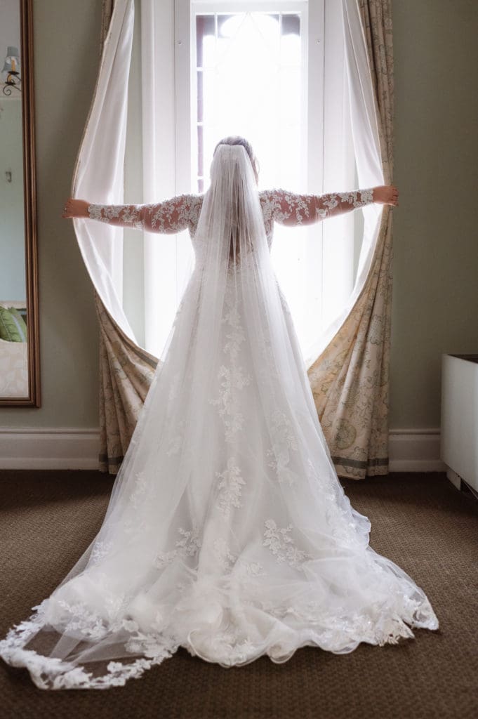 bridal-suite-whitby-castle-rye-new-york-wedding-photo