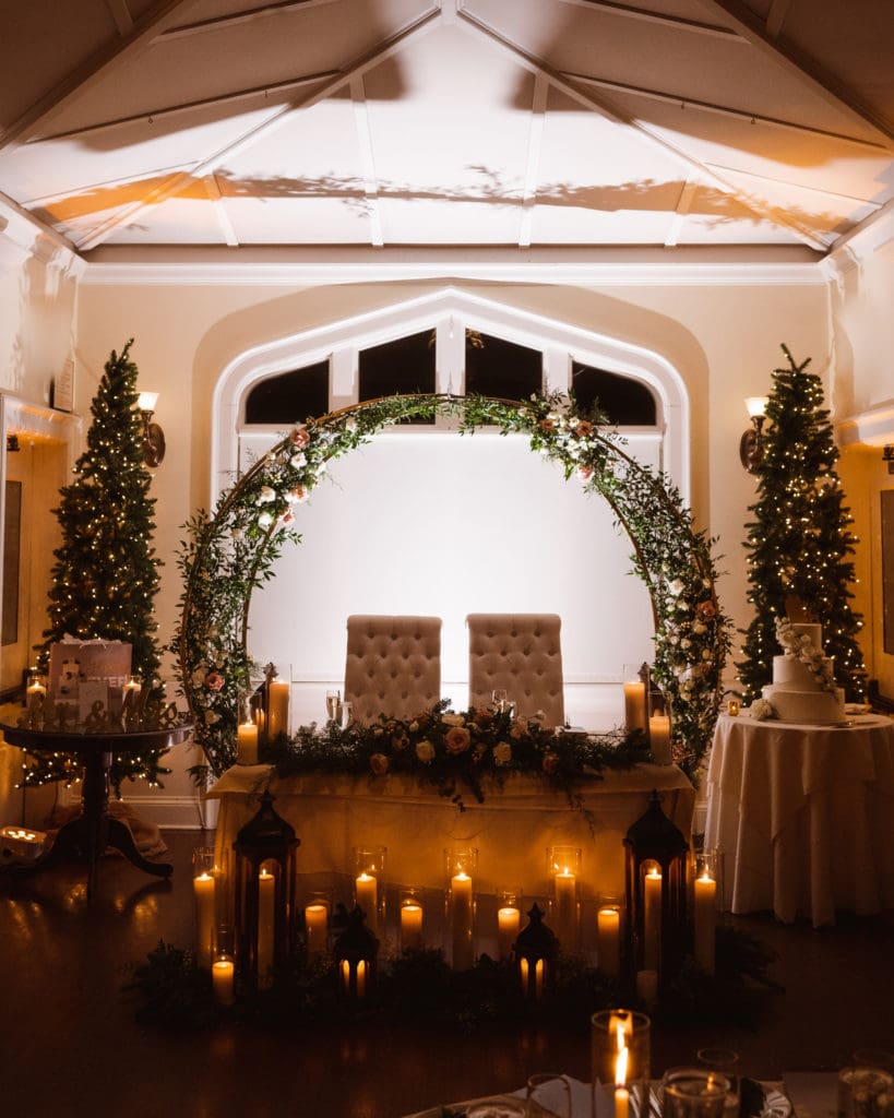 indoor-wedding-reception-at-the-whitby-castle-rye-new-york-by-suess-moments