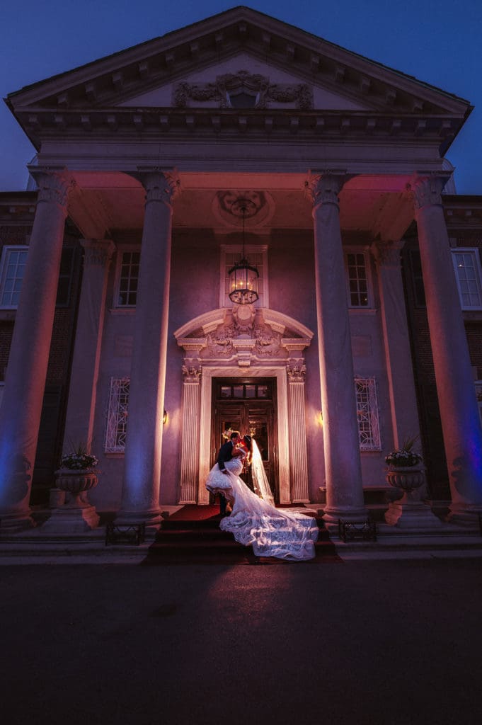 first-look-and-couples-wedding-day-portraits-must-have-wedding-photos-by-suess-moments-weddings