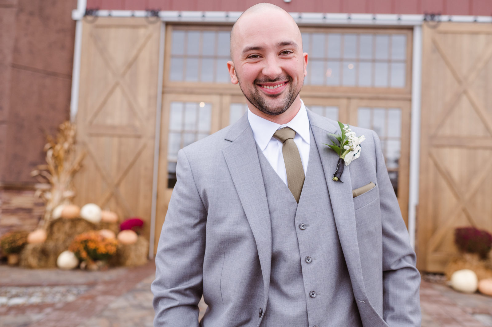 the-barn-at-villa-venezia-new-york-wedding-photos-by-suess-moments-weddings-photographer