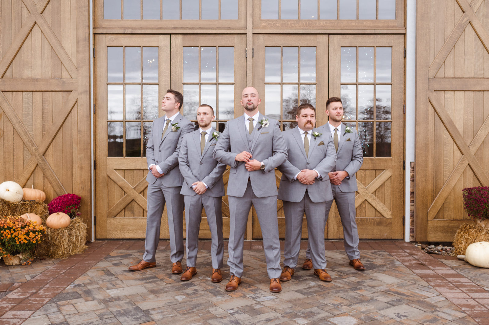 the-barn-at-villa-venezia-new-york-wedding-photos-by-suess-moments-weddings-photographer