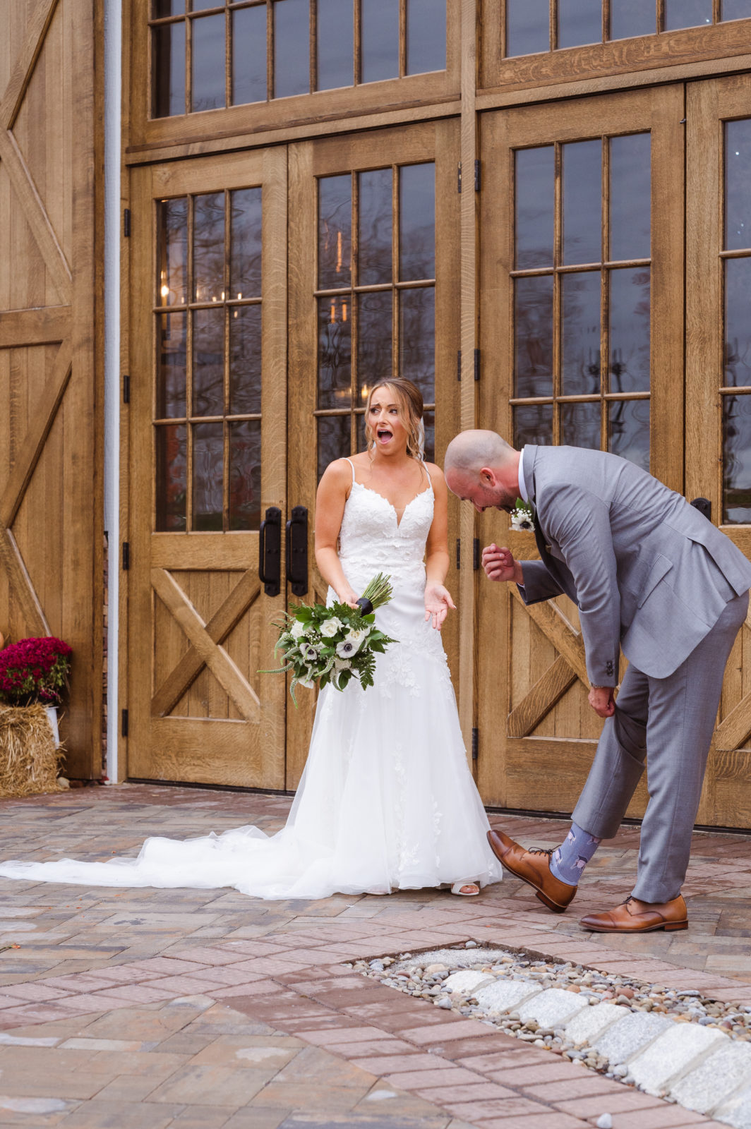 the-barn-at-villa-venezia-new-york-wedding-photos-by-suess-moments-weddings-photographer