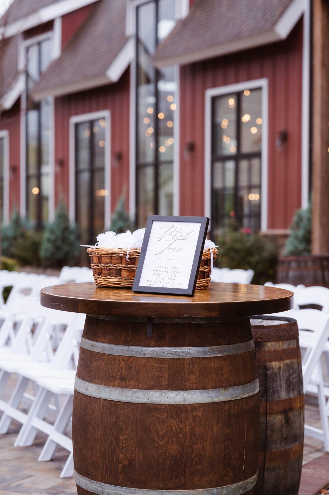 the-barn-at-villa-venezia-new-york-wedding-photos-by-suess-moments-weddings-photographer