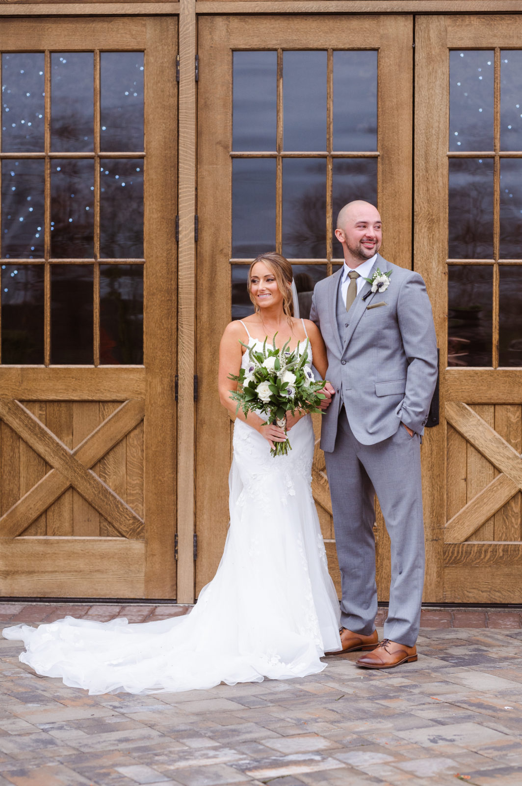 the-barn-at-villa-venezia-new-york-wedding-photos-by-suess-moments-weddings-photographer