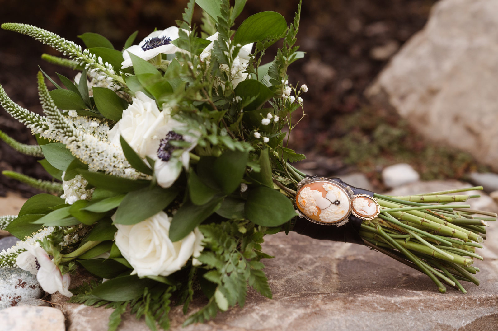 the-barn-at-villa-venezia-new-york-wedding-photos-by-suess-moments-weddings-photographer