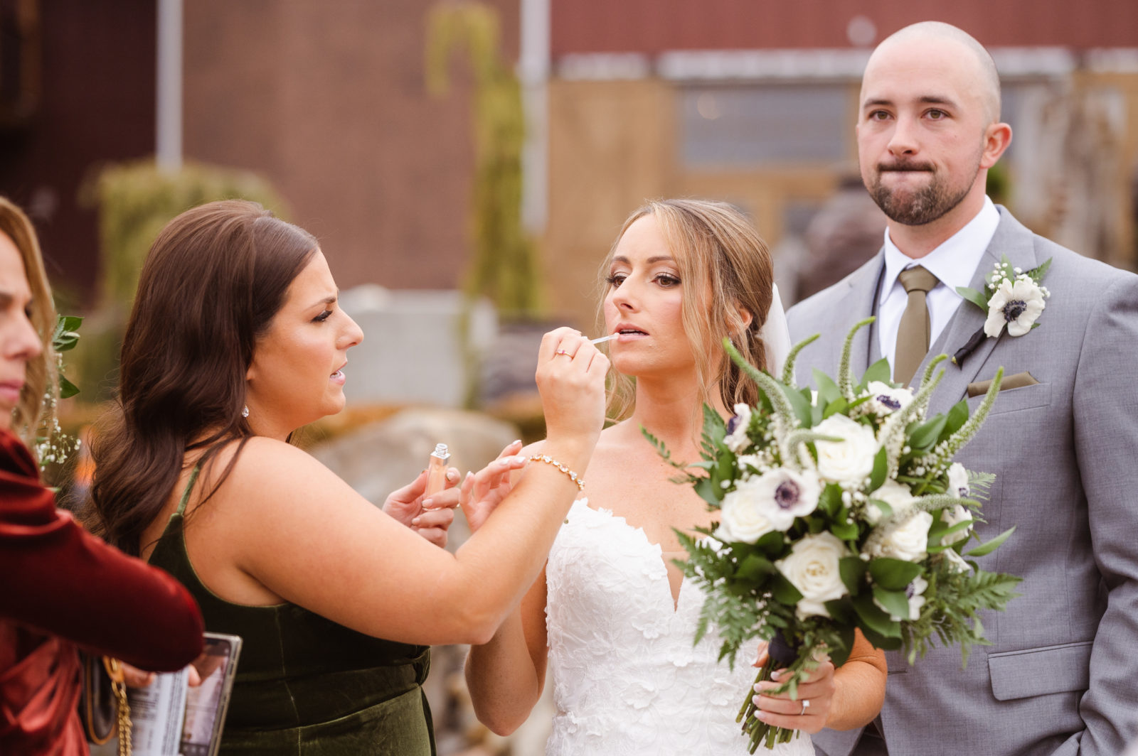 the-barn-at-villa-venezia-new-york-wedding-photos-by-suess-moments-weddings-photographer