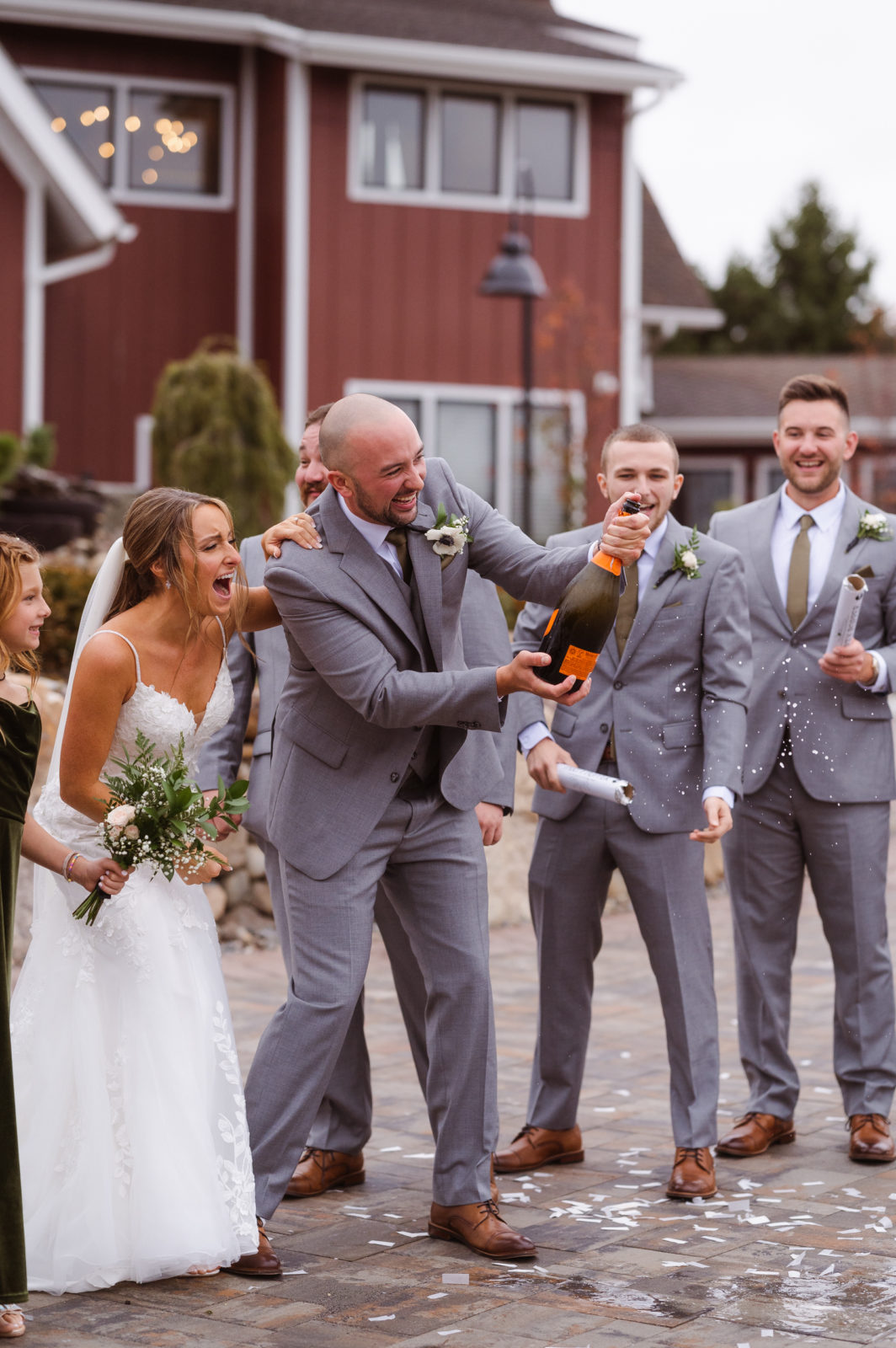 the-barn-at-villa-venezia-new-york-wedding-photos-by-suess-moments-weddings-photographer