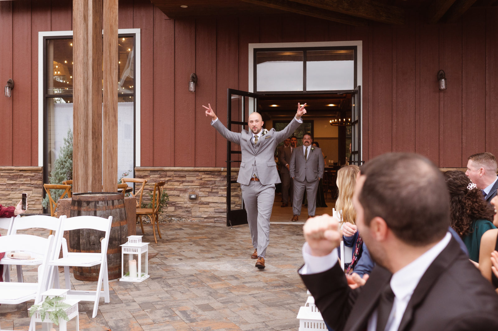 the-barn-at-villa-venezia-new-york-wedding-photos-by-suess-moments-weddings-photographer
