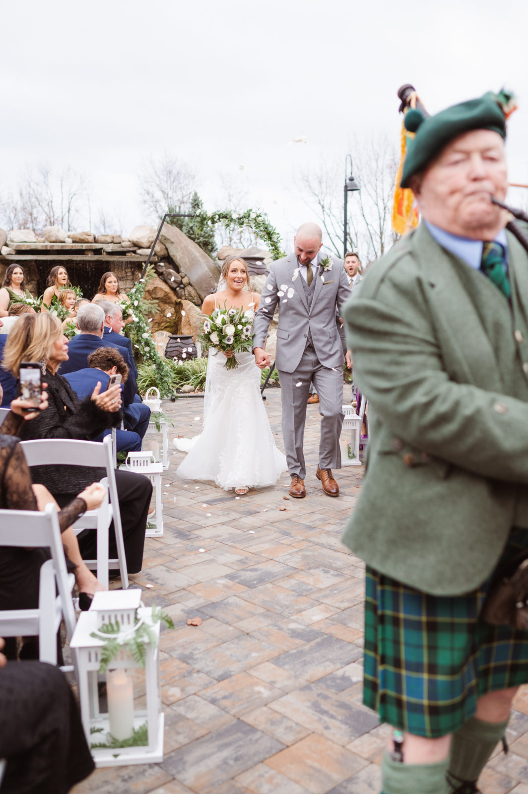 the-barn-at-villa-venezia-new-york-wedding-photos-by-suess-moments-weddings-photographer