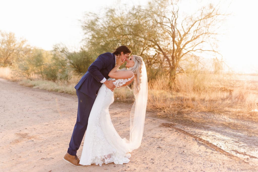 golden-hour-wedding-photos-by-suess-moments-photography