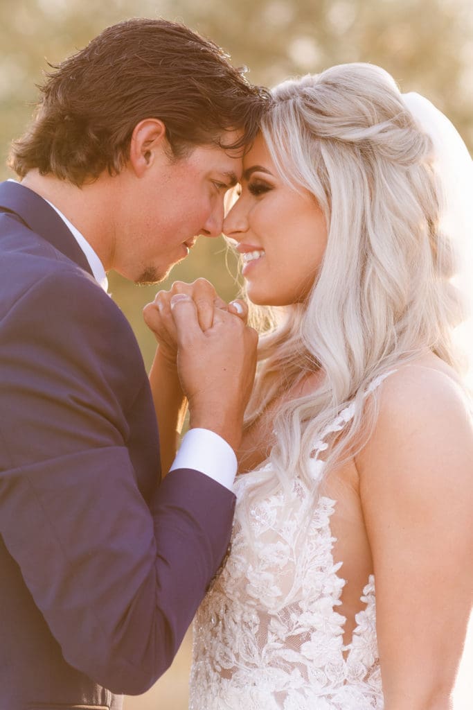 golden-hour-wedding-photos-by-suess-moments-photography