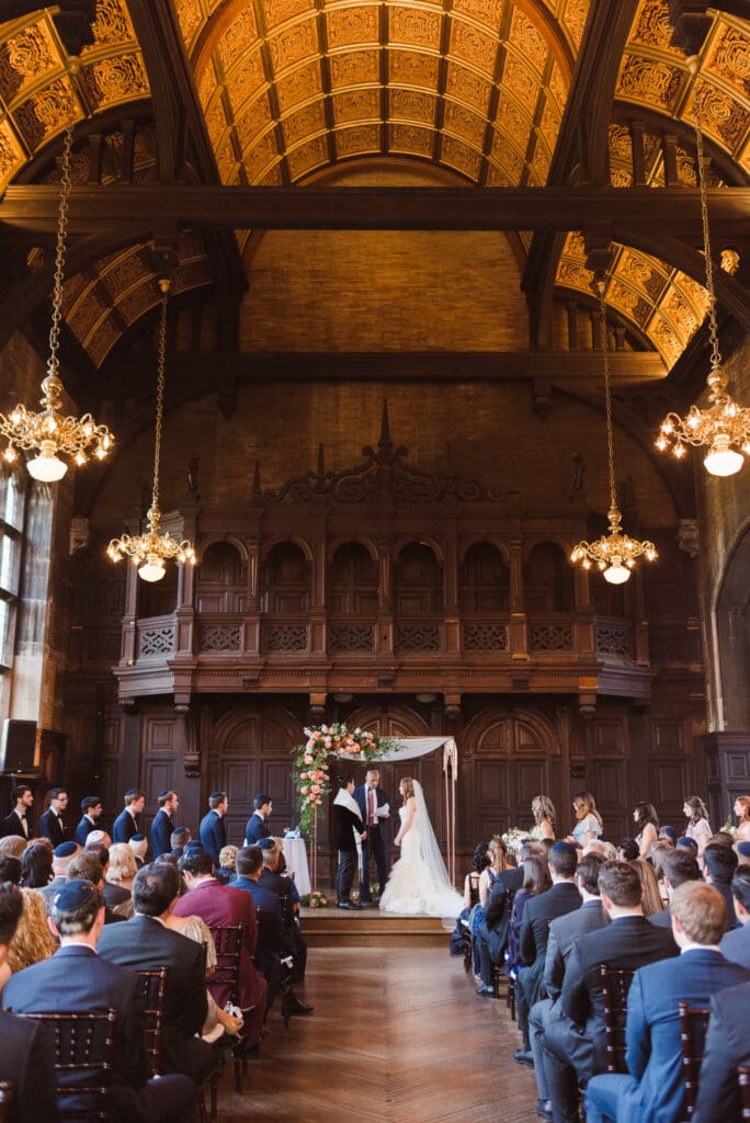the-refectory-at-chelsea-square-nyc-wedding-photos-by-suess-moments