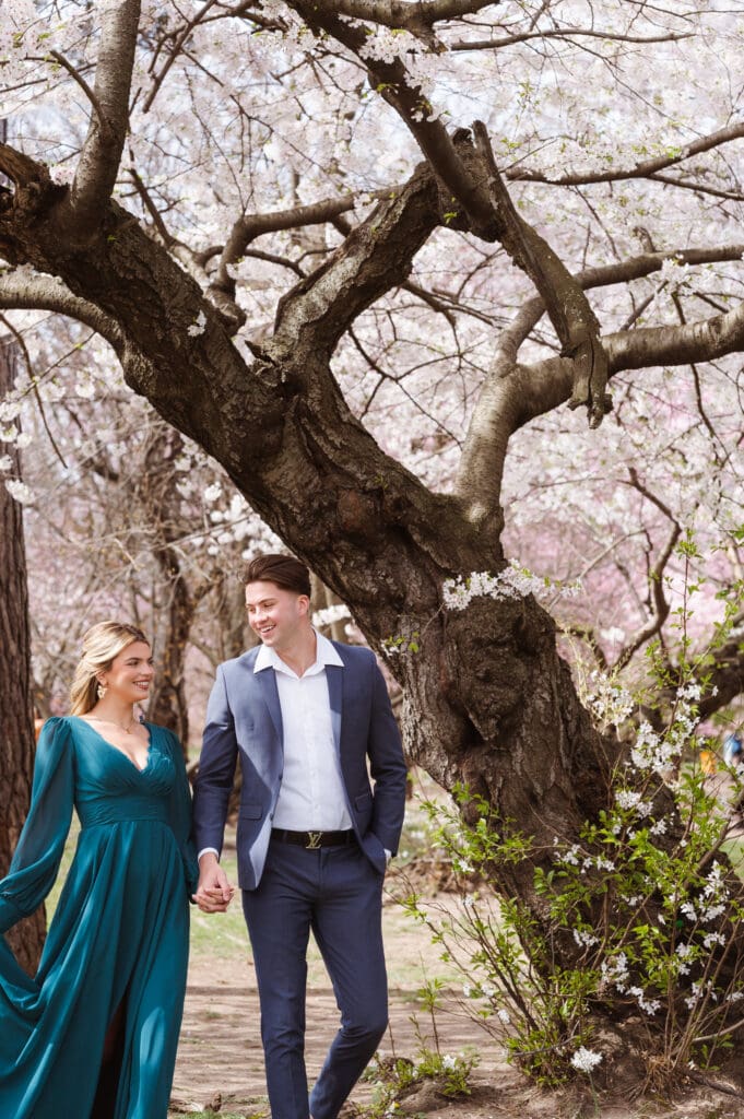 couples-photos-at-nj-branch-brook-park-new-jersey-by-suess-moments-photographer