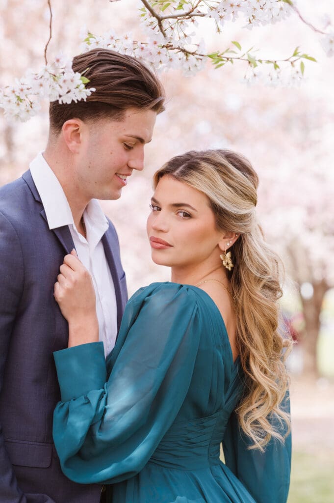 couples-photos-at-nj-branch-brook-park-new-jersey-by-suess-moments-photographer
