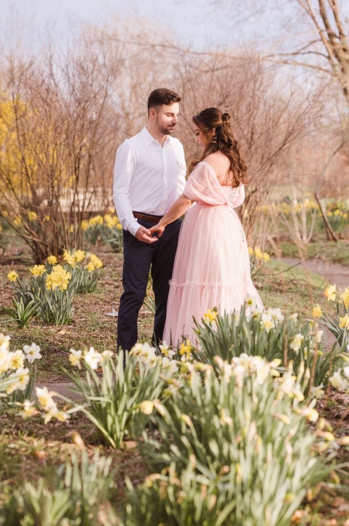 nj-engagement-photos-spring-at-liberty-state-park-jersey-city-new-jersey-by-suess-moments-wedding-photographer