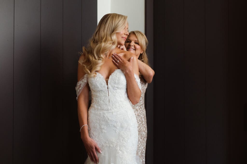 canopy-hilton-jersey-city-wedding-prep-photos