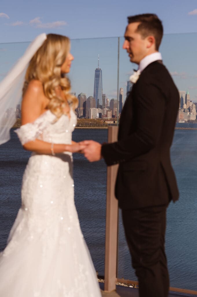 hudson-house-jersey-city-rooftop-wedding-photos