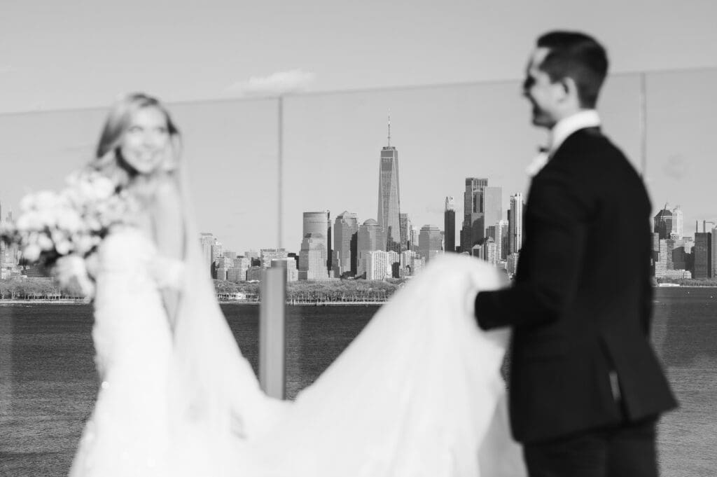 hudson-house-jersey-city-rooftop-wedding-photos