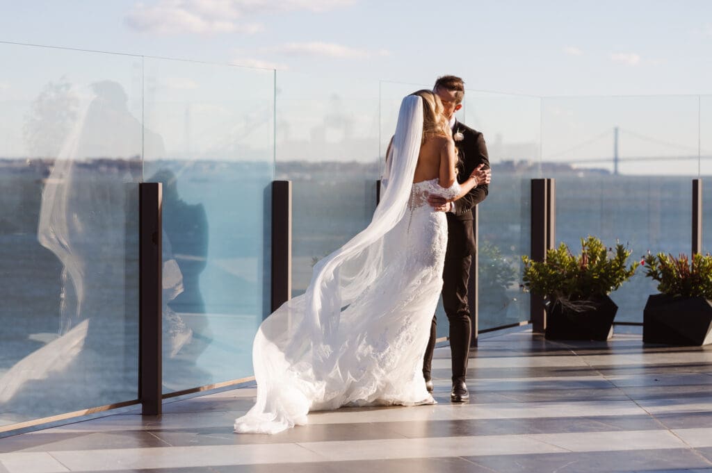 hudson-house-new-jersey-jersey-city-wedding-photos-by-suess-moments-nj
