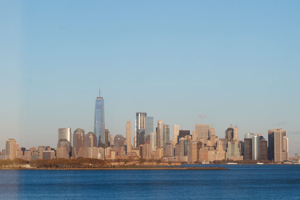 wedding-ceremony-indoors-at-hudson-house-jersey-city-waterfront-nyc-skyline