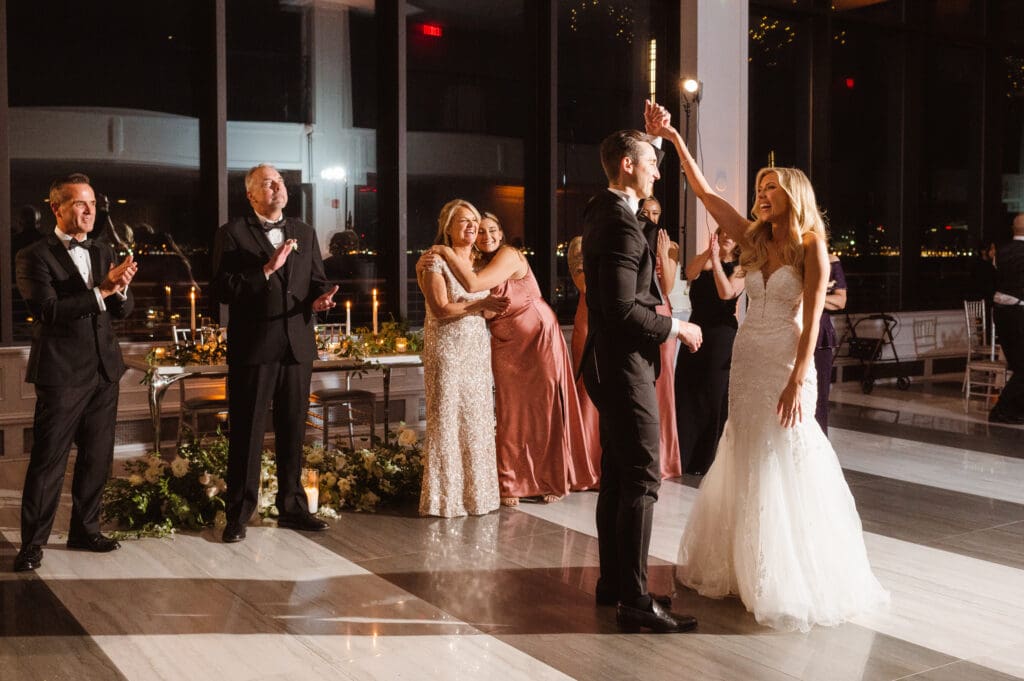hudson-house-new-jersey-jersey-city-wedding-photos-by-suess-moments-nj