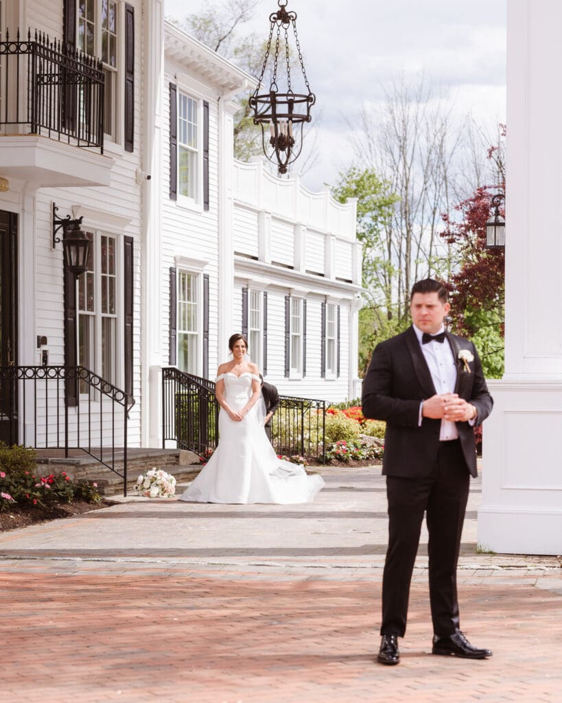 first-look-wedding-at-park-savoy-estate-new-jersey-by-suess-moments-photography