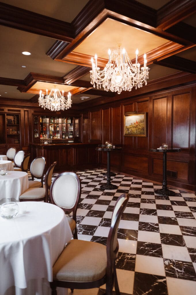 bar-the-park-savoy-estate-wedding-photos-by-suess-moments-photography