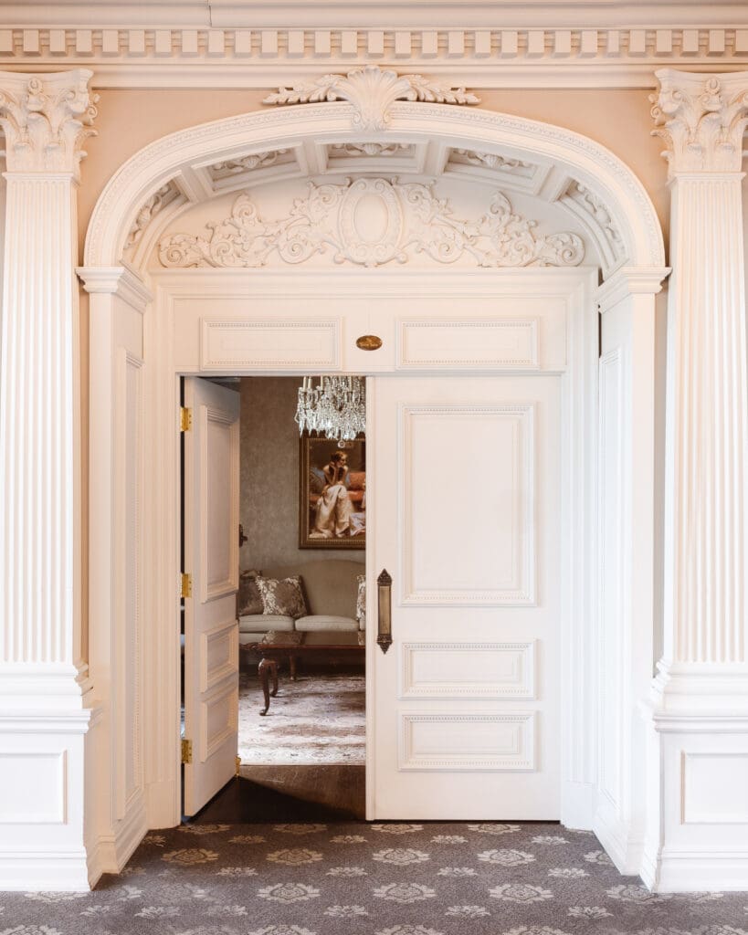 park-savoy-bride-and-groom-suite-nj-dreamy-wedding-venue-suess-moments