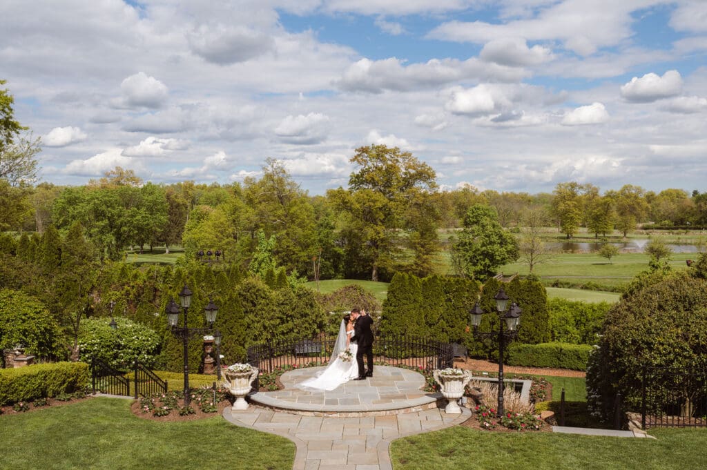 wedding-photos-at-park-savoy-estate-new-jersey-by-suess-moments-photography