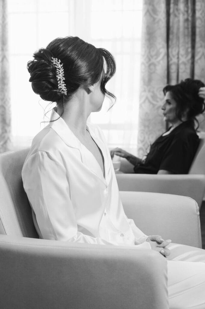 bride-prep-at-park-savoy-estate-nj-by-suess-moments