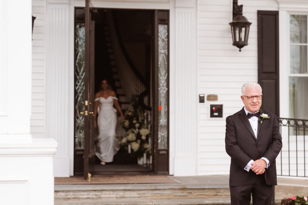 first-look-bride-and-dad-at-park-savoy-estate-in-new-jersey
