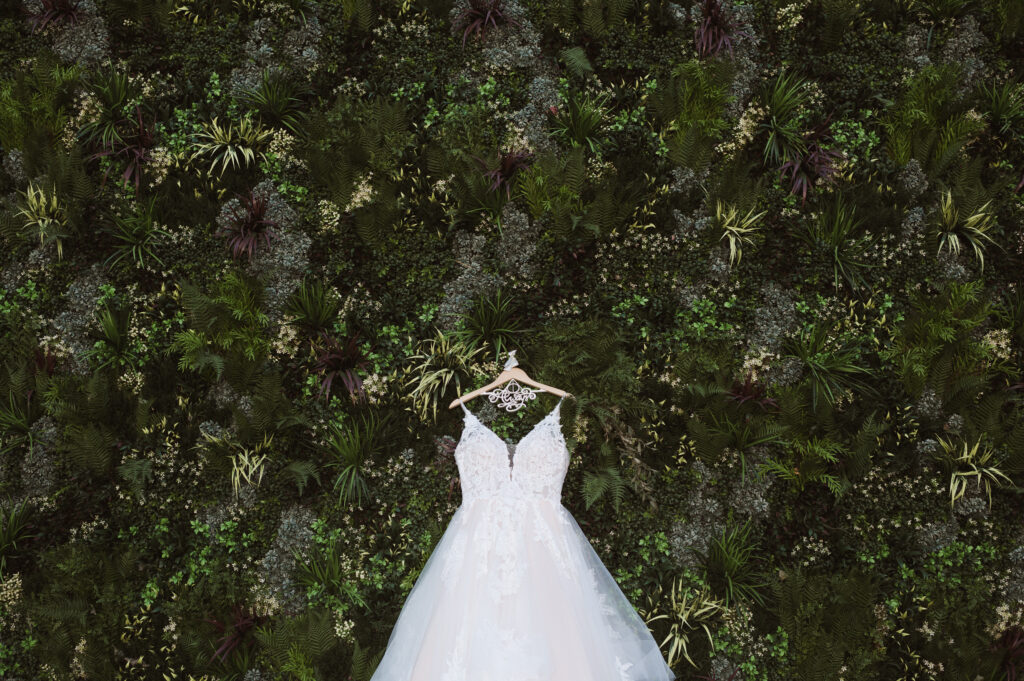 perona-farms-new-jersey-wedding-photos-at-the-refinery-harry-potter-theme-by-suess-moments-photography