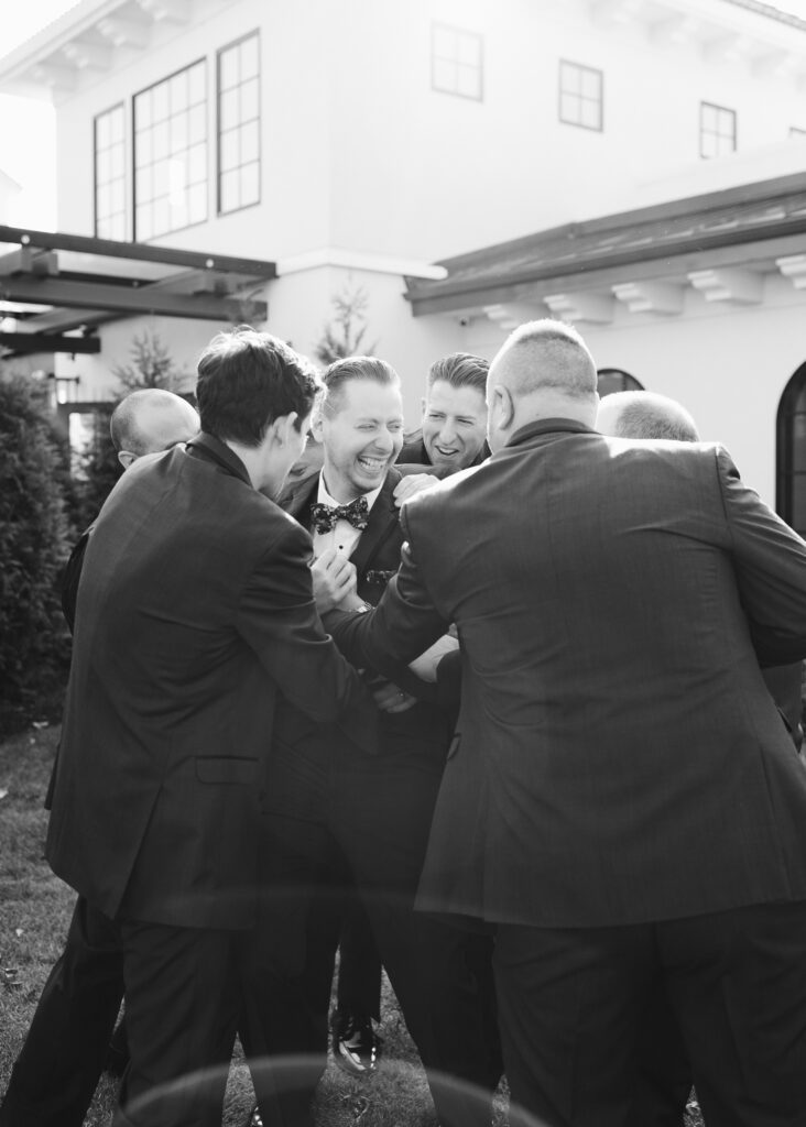 wedding-party-photos-at-perona-farms-the-refinery-by-suess-moments