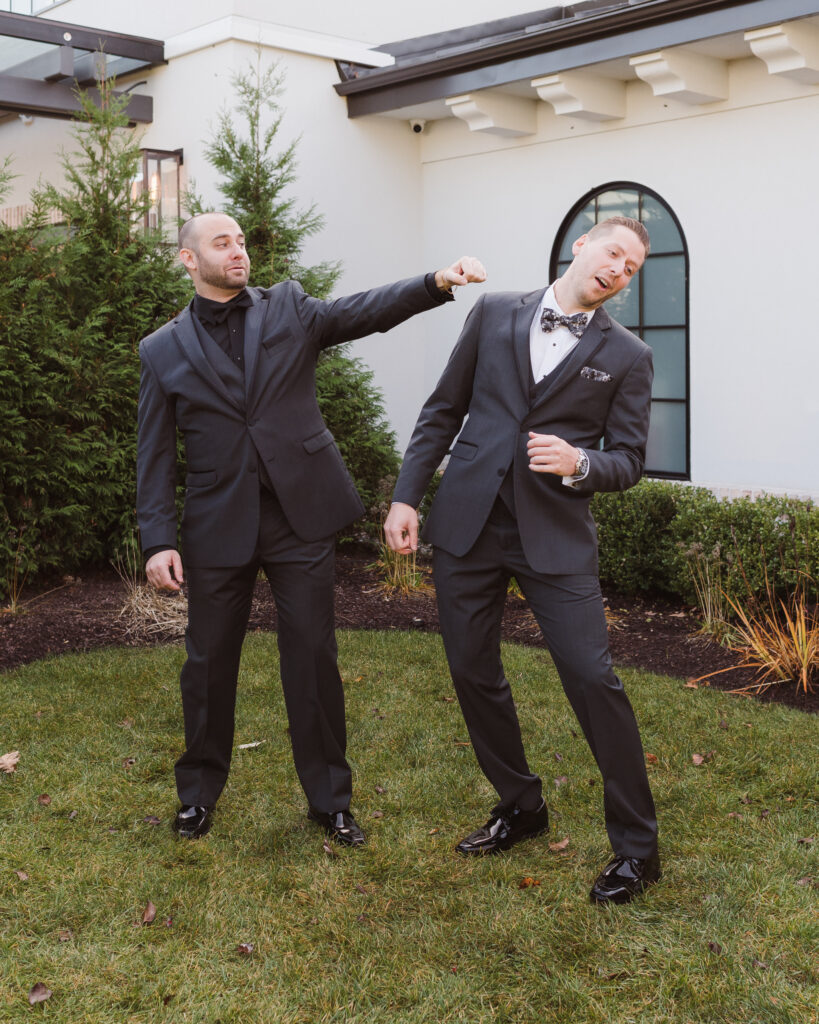 funny-groomsmen-photo